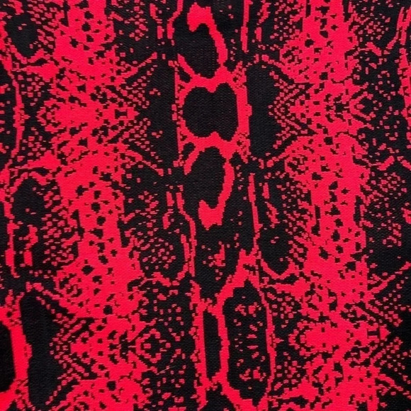 Inner Circle • Snake Print Keyhole Sweater - Picture 8 of 8